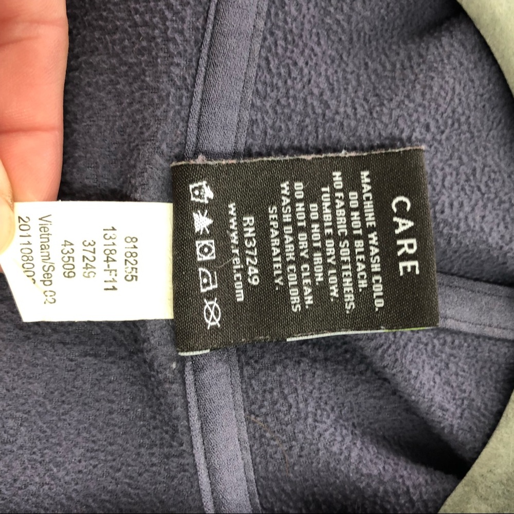 REI Jacket - Picture 5 of 9